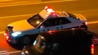 パトカー　緊急走行