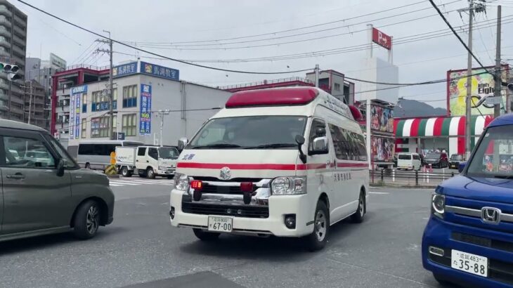 【救急車緊急走行】志賀救急1、西救急2、北救急1の3台が同時に交差点を通過し緊急走行！