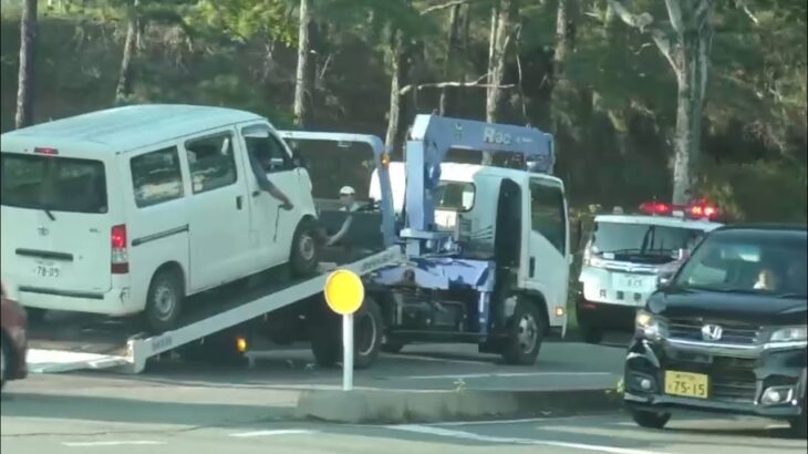 😳😳😳事故で警察車両3台集結🚨🚨🚨交通整理😳😳😳レッカー😳😳😳 #交通事故 #警察官 #パトカー #兵庫県警 #交通整理