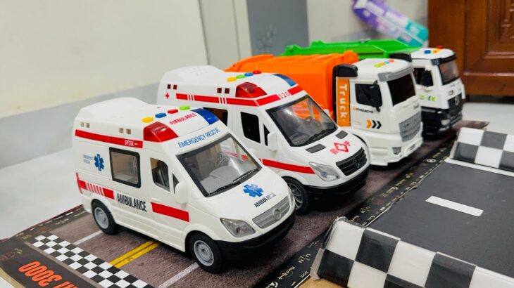 救急車のミニカー走る！緊急走行。坂道走行テストします☆ Ambulance minicar runs on the slope in an emergency with sirens on!