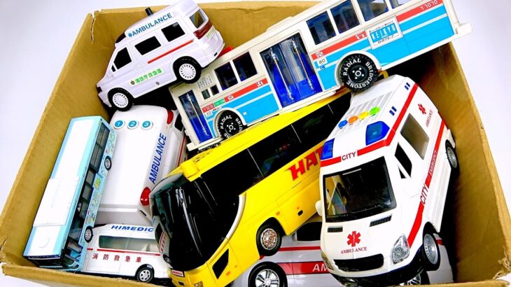 救急車とバスのミニカーが走る！坂道緊急走行テスト！サイレンありで走る