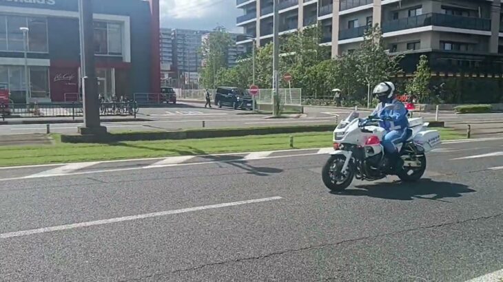 【緊急走行】2台連続で現場へ急行！鹿児島県警察交通機動隊白バイ