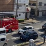 消防車2台　緊急走行