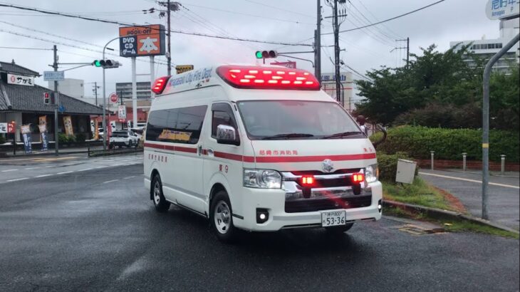 【緊急走行】尼崎市総合医療センターに到着する救急車。尼崎市消防局　東9（アクティビーコン搭載）