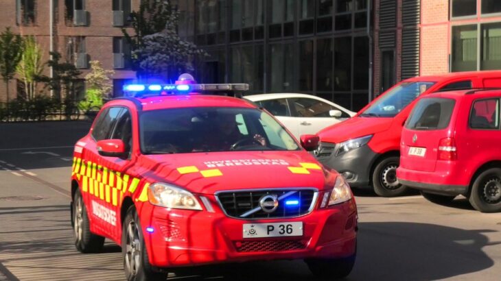 NEW CLIPS fire & rescue combivideo brandbil og ambulance i udrykning feuerwehr einsatzfahrt 緊急走行 消防車
