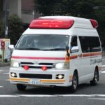【緊急走行】高槻市役所前を緊急走行！社会医療法人仙養会 北摂総合病院　救急車