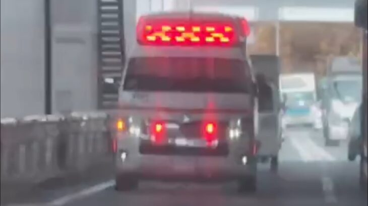 🚨救急車🚨緊急走行🚨響き渡るサイレン🚨 #救急車 #緊急走行 #サイレン