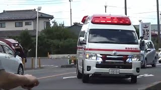 【夏場の救急隊！】春日部市消防本部　救急車(ハイメディック) 救急春日部1。緊急走行シーン！