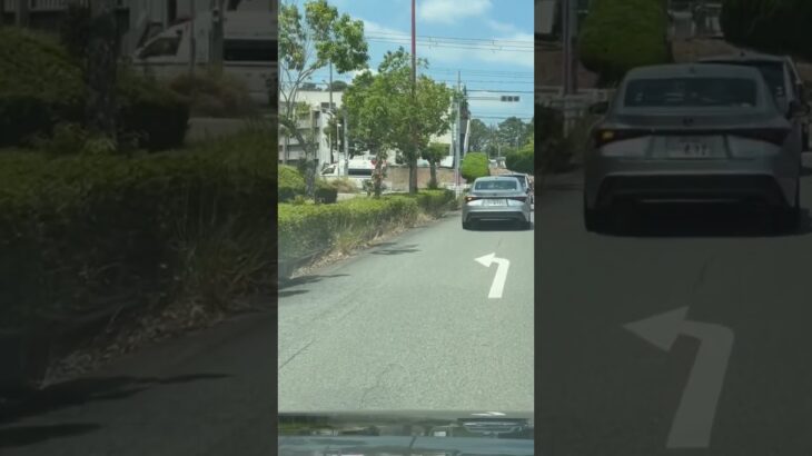 2026 緊急走行中の救急車と少々お急ぎの白いTOYOTA車　♯shorts