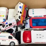 救急車のミニカー走る。坂道緊急走行テスト。サイレンあり☆Ambulance mini car run. Slope emergency driving test! There is a siren.