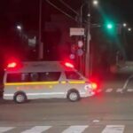 🚨夜の赤信号の交差点を緊急走行🚨救急車🚨響き渡るサイレン🚨 #救急車 #緊急走行 #サイレン #赤色灯