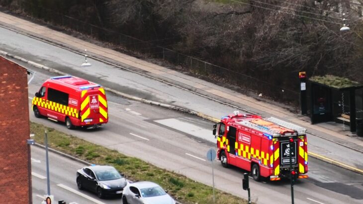 AIR CLIPS fire & rescue combivideo brandbil og ambulance i udrykning feuerwehr einsatzfahrt 緊急走行 消防車