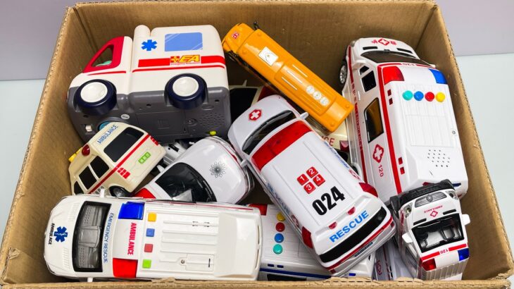 救急車のミニカー走る☆緊急走行テスト☆坂道走るよ｜ Ambulance miniature car runs! Emergency driving test