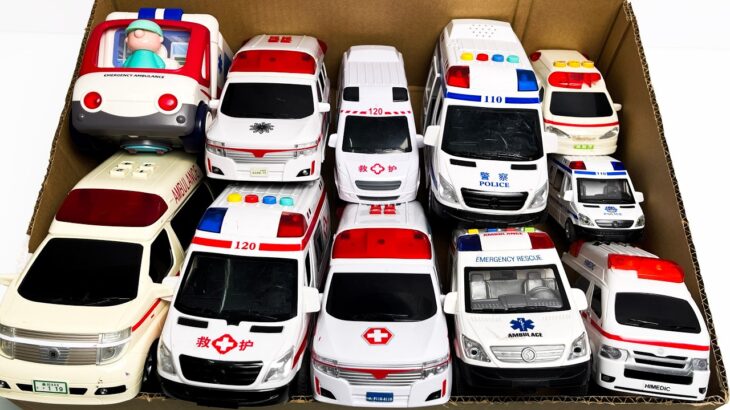 救急車（ミニカー）たちが坂道走る。緊急走行テスト。サイレン鳴る トミカMiniature ambulances drive up a hill. Emergency driving test.