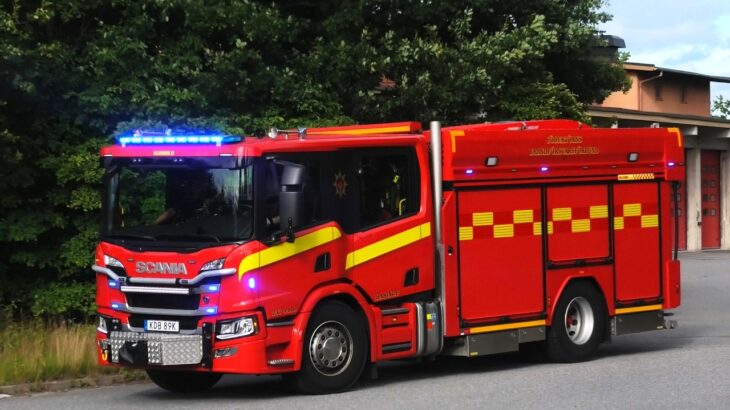 NEW CLIPS fire & rescue combivideo brandbil og ambulance i udrykning feuerwehr einsatzfahrt 緊急走行 消防車