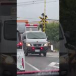 🚨踏み切りを渡る警察車両🚨兵庫県警🚨パトカー🚨 #パトカー #警察車両 #兵庫県警 #shorts #shortvideo #short #shortsfeed