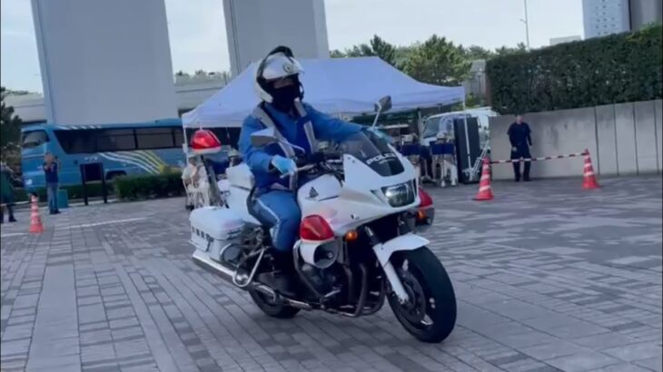 🚨白バイのテクニック🚨デモンストレーション走行🚨兵庫県警🚨 #白バイ #白バイ隊員 #兵庫県警