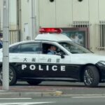 🚨駐車するパトカー🚨大阪府警🚨赤色灯🚨 #パトカー #大阪府警 #赤色灯 #警察官