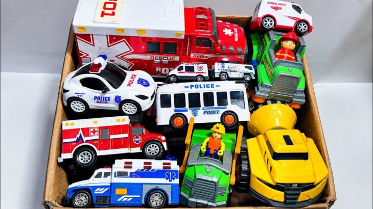 🚓 パトカー・救急車・レスキュー車大集合！｜サイレンを鳴らして坂道を緊急走行 🚑🚒
