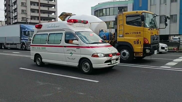 【緊急走行】転院搬送!絶滅危惧種の2Bグランビア救急車交差点通過!守屋病院ドクターカー