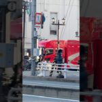 【緊急走行】神消30、緊急走行！！【神戸市消防局】#shorts  #緊急走行 ＃消防車 #救急車 #emergency #fire #救急車＃サイレン