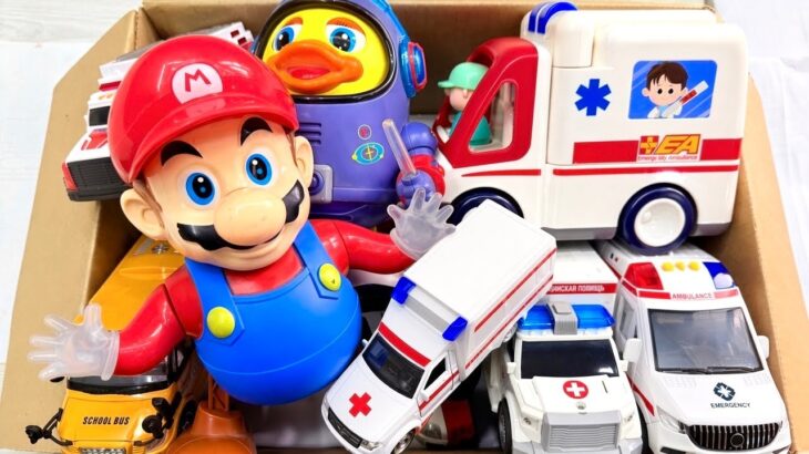 はたらく車 救急車 パトカー マリオのおもちゃ 大集合！坂道を緊急走行テスト！
